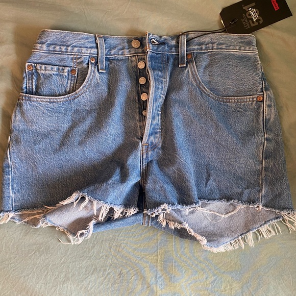 Levi's Pants - Levi’s 501 Jean‎ short